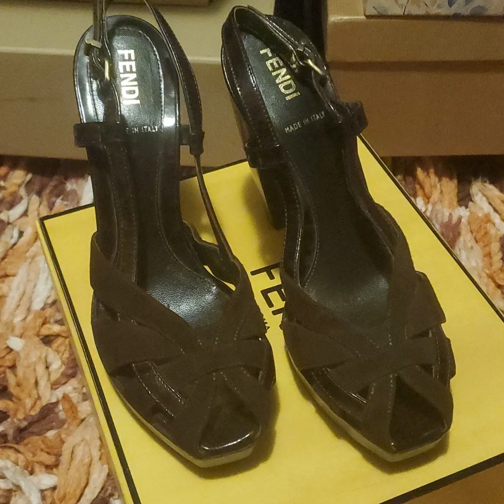 Fendi Heels Brown NEW